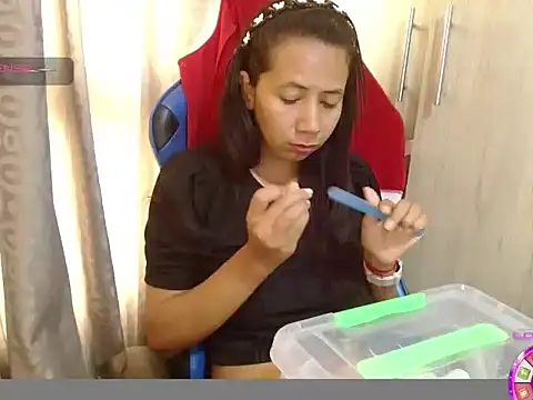 Danielagomez33 online show from 04-07-26, 12:16