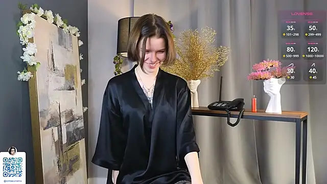 OdiliaHartnell online show from 02-06-25, 03:20