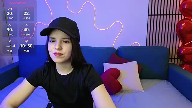 Snapshot of Harleen_Moore chatting on 02-16-25, 09:05 Harleen Moore online show from 02-16-25, 09:05