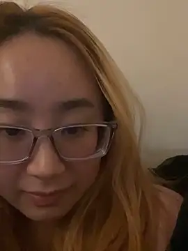 suki889 online show from 01-11-25, 05:18