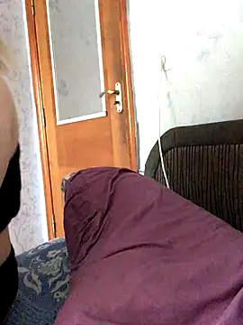 VikiiStoun online show from 09-22-25, 11:01