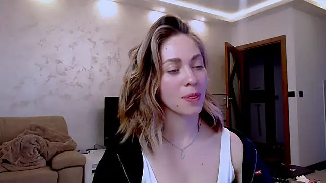 Snapshot of Eroticgiftxxx chatting on 03-06-25, 05:22 Eroticgiftxxx online show from 03-06-25, 05:22