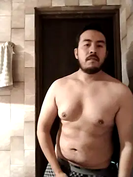 Snapshot of Man456545 chatting on 01-05-26, 09:07 Man456545 online show from 01-05-26, 09:07