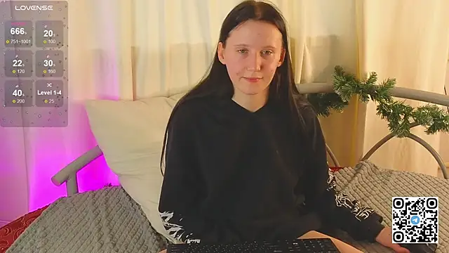 mon lola online show from 01-12-25, 12:23