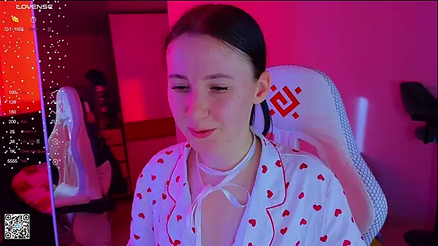 mon lola online show from 03-10-25, 06:16