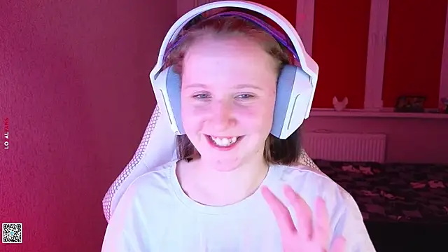 mon lola online show from 09-23-25, 05:16