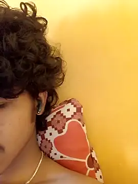 CosmicEmuu online show from 02-14-25, 05:51