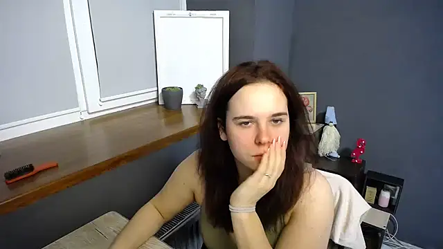 mini girly online show from 01-28-25, 01:16