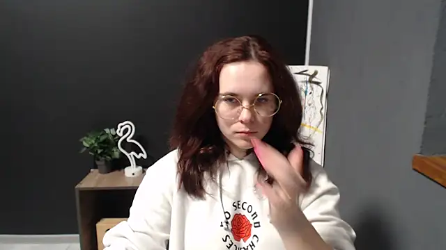 mini girly online show from 02-04-25, 01:16