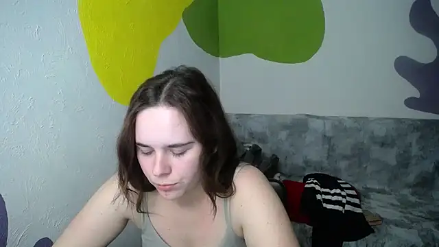 mini girly online show from 03-19-25, 06:44