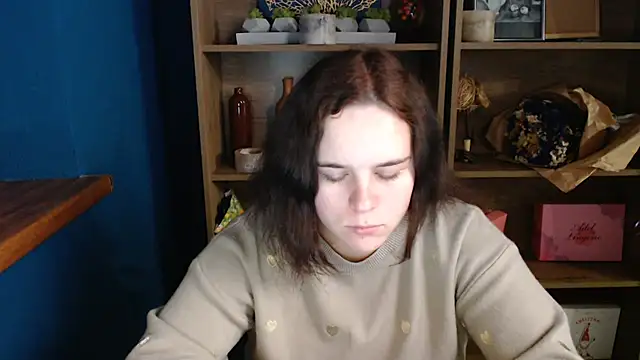 mini girly online show from 10-25-25, 02:02