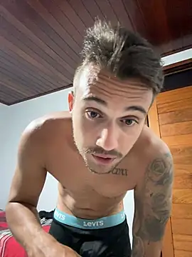 carvalhofelipe online show from 01-11-25, 12:33