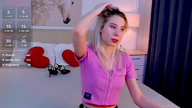 Emma plux online show from 03-03-25, 07:43