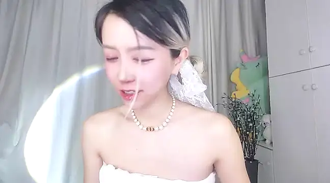 Snapshot of Ciri-CC chatting on 01-28-25, 03:57 Ciri-CC online show from 01-28-25, 03:57