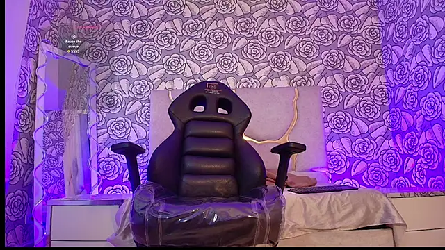 Axel tay online show from 03-11-26, 07:42