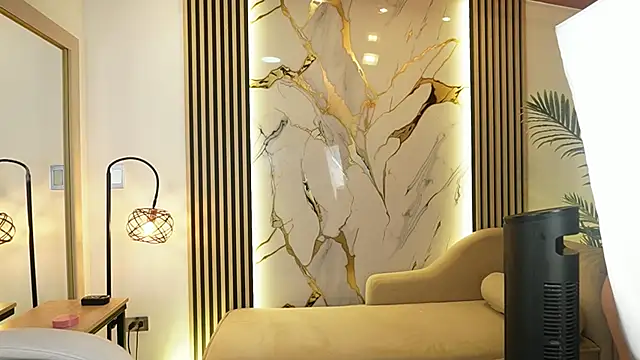 Snapshot of Emma_Walkerr_ chatting on 02-19-26, 07:10 Emma Walkerr online show from 02-19-26, 07:10