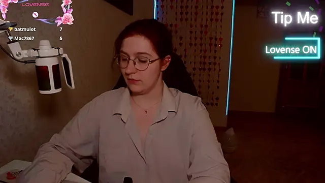 LesyaOxi online show from 01-31-25, 01:34