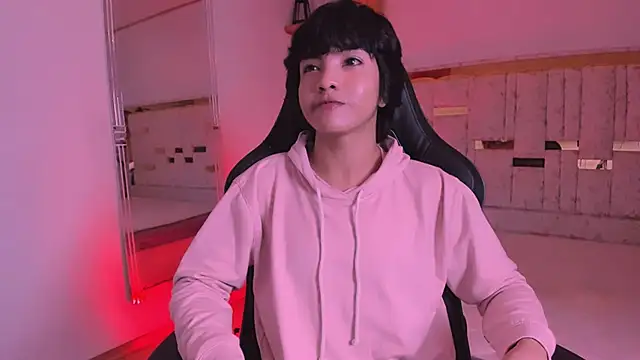 AllanYong18 online show from 03-16-25, 02:32