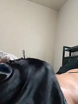 Snapshot of MrDaddyBbSnake chatting on 01-19-25, 02:28 MrDaddyBbSnake online show from 01-19-25, 02:28