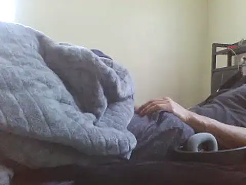Snapshot of MrDaddyBbSnake chatting on 03-02-25, 03:27 MrDaddyBbSnake online show from 03-02-25, 03:27