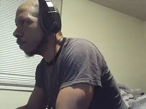 Snapshot of MrDaddyBbSnake chatting on 03-15-25, 07:53 MrDaddyBbSnake online show from 03-15-25, 07:53