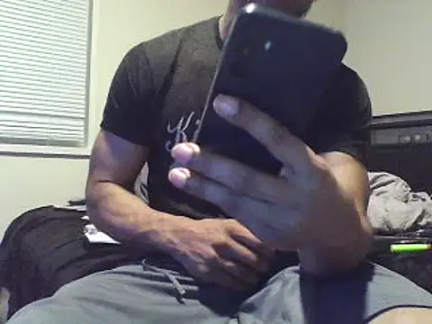 Snapshot of MrDaddyBbSnake chatting on 03-16-25, 09:27 MrDaddyBbSnake online show from 03-16-25, 09:27
