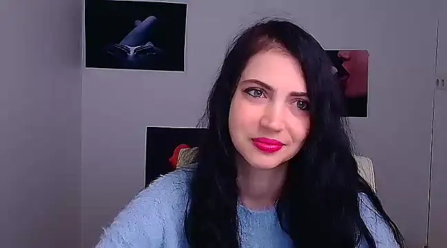 Snapshot of Amalia_amor chatting on 02-05-25, 06:13 Amalia amor online show from 02-05-25, 06:13