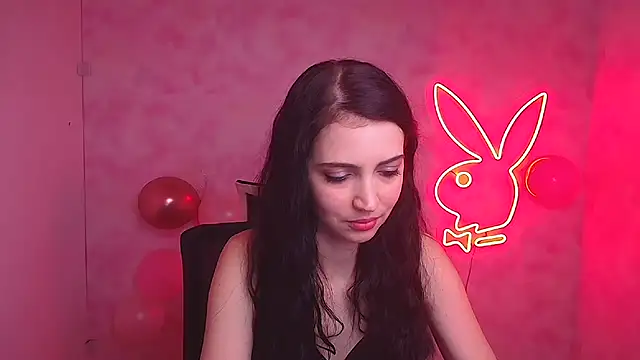 Snapshot of Amalia_amor chatting on 02-14-25, 09:24 Amalia amor online show from 02-14-25, 09:24