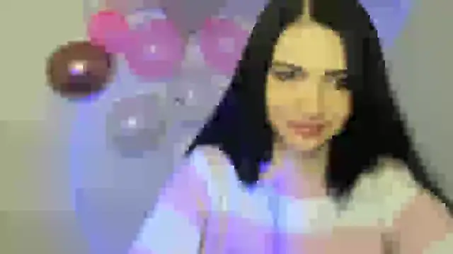 Snapshot of Amalia_amor chatting on 02-16-25, 06:21 Amalia amor online show from 02-16-25, 06:21