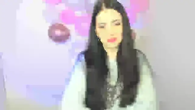 Snapshot of Amalia_amor chatting on 02-20-25, 06:17 Amalia amor online show from 02-20-25, 06:17