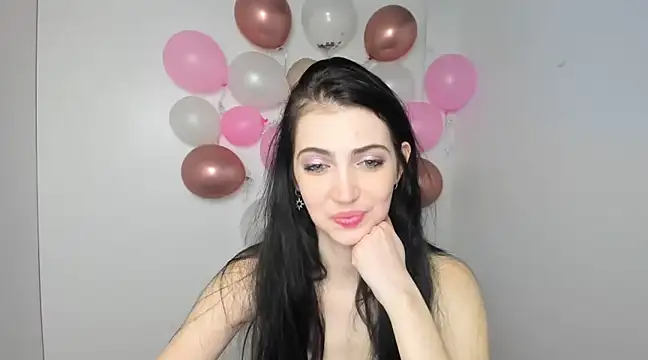 Snapshot of Amalia_amor chatting on 02-21-25, 03:54 Amalia amor online show from 02-21-25, 03:54