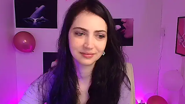 Snapshot of Amalia_amor chatting on 03-10-25, 06:05 Amalia amor online show from 03-10-25, 06:05