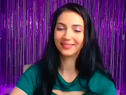 Snapshot of Amalia_amor chatting on 10-01-25, 05:24 Amalia amor online show from 10-01-25, 05:24