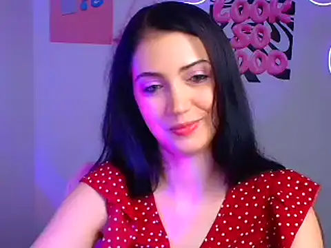 Snapshot of Amalia_amor chatting on 10-10-25, 12:26 Amalia amor online show from 10-10-25, 12:26