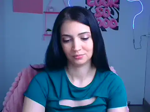 Snapshot of Amalia_amor chatting on 11-04-25, 12:26 Amalia amor online show from 11-04-25, 12:26