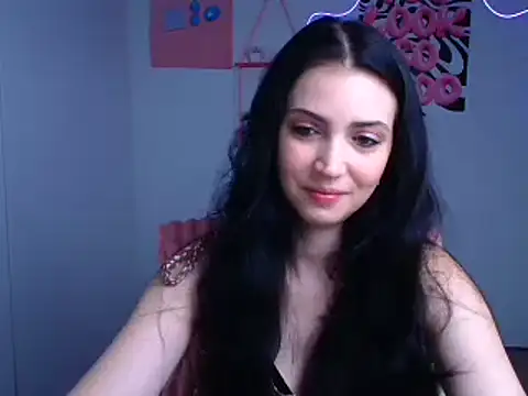 Snapshot of Amalia_amor chatting on 11-26-25, 06:36 Amalia amor online show from 11-26-25, 06:36