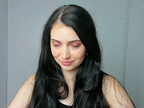 Snapshot of Amalia_amor chatting on 11-30-25, 12:42 Amalia amor online show from 11-30-25, 12:42