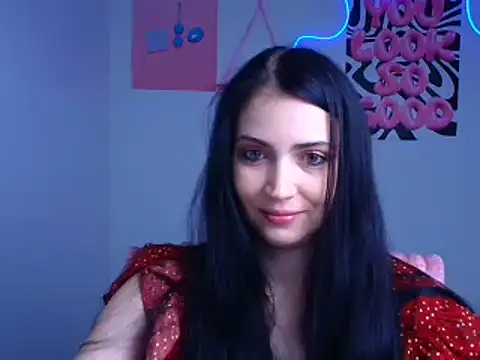 Snapshot of Amalia_amor chatting on 12-02-25, 06:52 Amalia amor online show from 12-02-25, 06:52