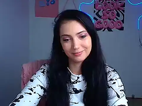 Snapshot of Amalia_amor chatting on 12-16-25, 12:32 Amalia amor online show from 12-16-25, 12:32