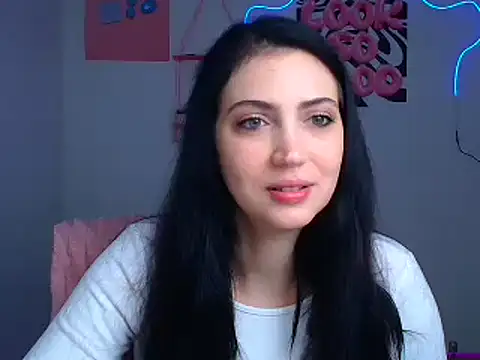 Snapshot of Amalia_amor chatting on 12-23-25, 06:44 Amalia amor online show from 12-23-25, 06:44