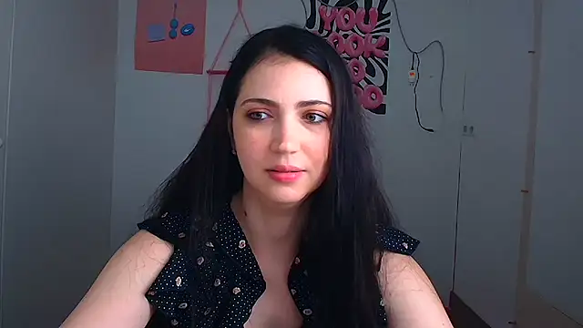 Snapshot of Amalia_amor chatting on 06-23-26, 05:38 Amalia amor online show from 06-23-26, 05:38
