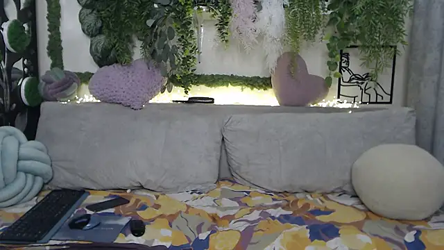 scyrim2 online show from 03-18-25, 04:15