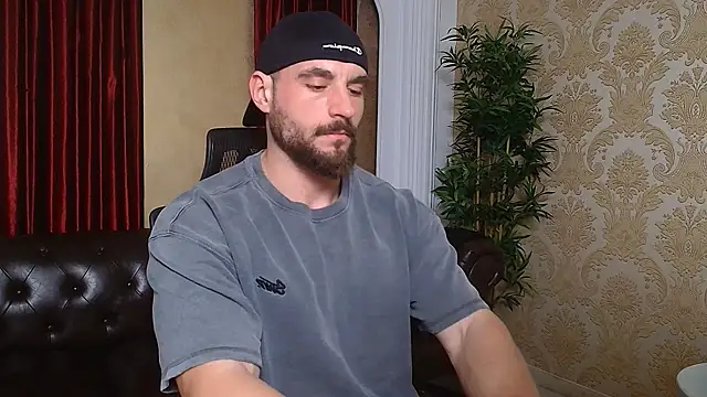 Snapshot of AdamJamesonn chatting on 03-17-25, 05:45 AdamJamesonn online show from 03-17-25, 05:45