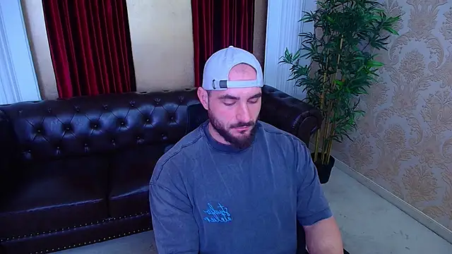 Snapshot of AdamJamesonn chatting on 11-06-25, 06:14 AdamJamesonn online show from 11-06-25, 06:14