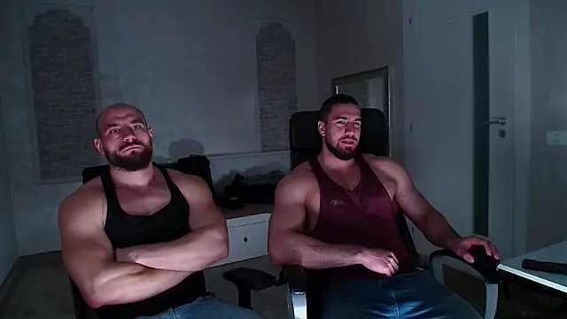 Snapshot of AdamJamesonn chatting on 02-17-26, 05:48 AdamJamesonn online show from 02-17-26, 05:48