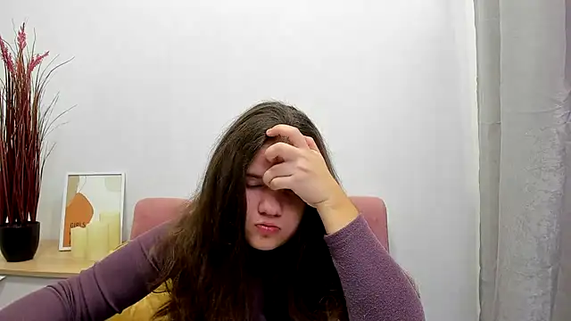 Snapshot of AdeleCruz chatting on 01-13-25, 01:06 AdeleCruz online show from 01-13-25, 01:06