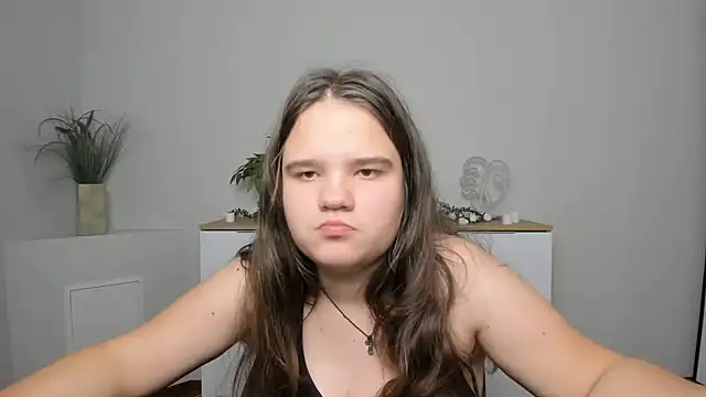Snapshot of AdeleCruz chatting on 01-20-25, 04:23 AdeleCruz online show from 01-20-25, 04:23