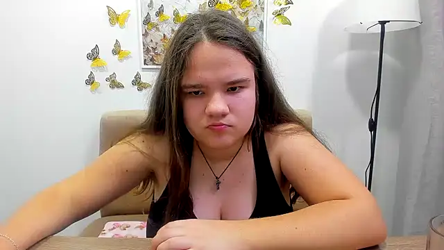 Snapshot of AdeleCruz chatting on 02-08-25, 04:36 AdeleCruz online show from 02-08-25, 04:36