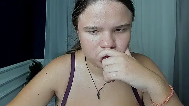Snapshot of AdeleCruz chatting on 09-15-25, 12:16 AdeleCruz online show from 09-15-25, 12:16