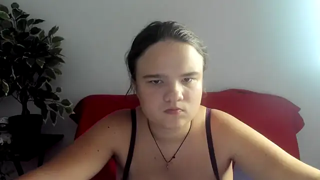 Snapshot of AdeleCruz chatting on 09-20-25, 12:06 AdeleCruz online show from 09-20-25, 12:06